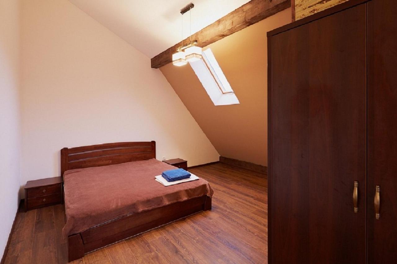 On Lychakivska Apartment *